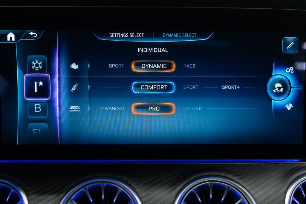 Used 2024 Mercedes-Benz AMG GT 63 S image 38