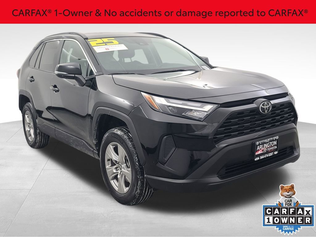 Used 2025 Toyota RAV4 XLE video 2