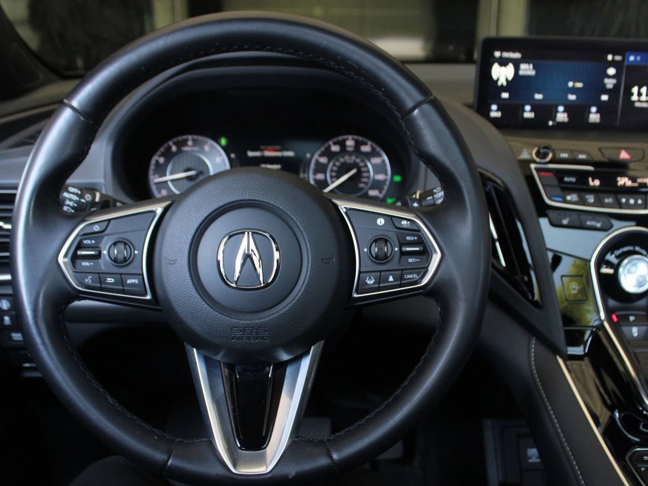 Certified 2025 Acura RDX SH-AWD image 38