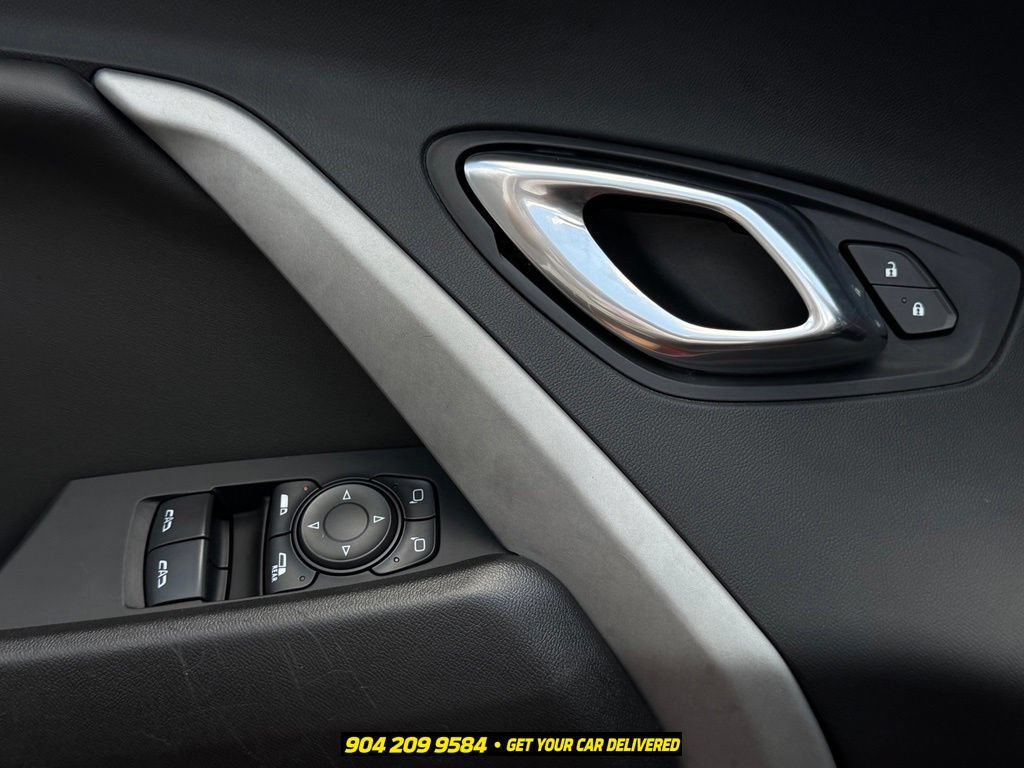 Used 2020 Chevrolet Camaro LT RWD image 16