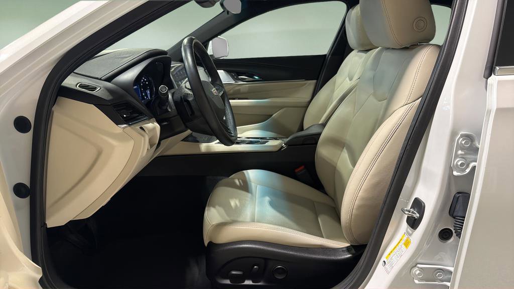 Used 2022 Cadillac CT4 Luxury w/ Sun And Sound Package image 10