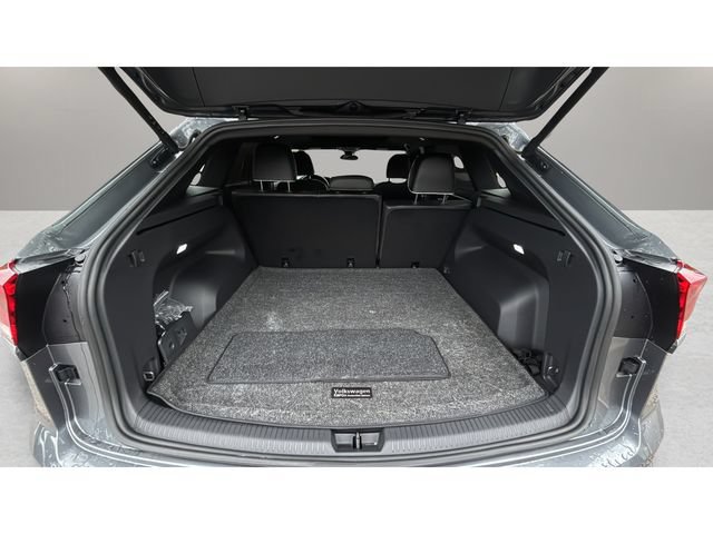 Used 2024 Volkswagen Atlas Cross Sport SEL Premium R-Line AWD/4WD image 32
