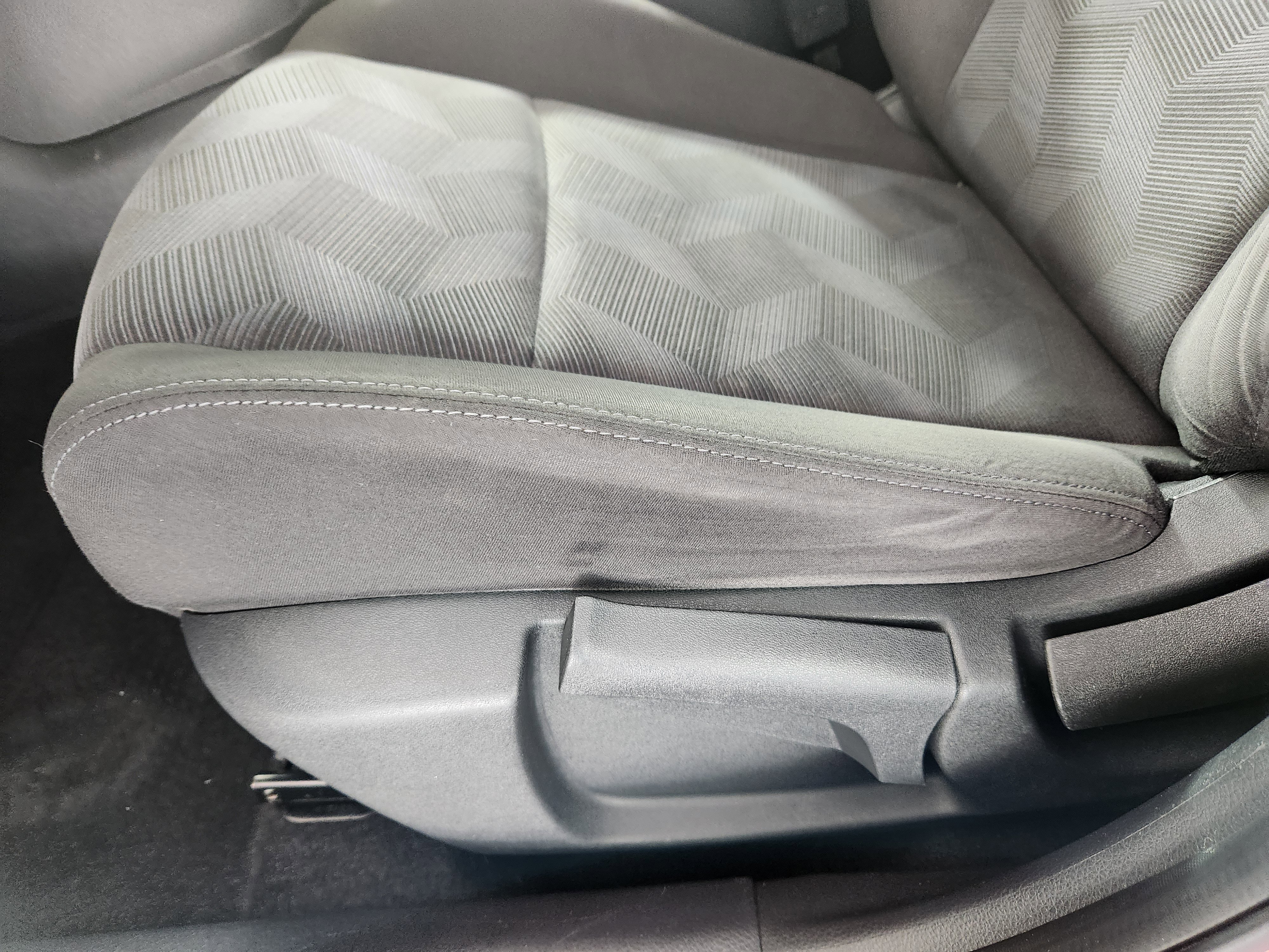 Used 2016 Nissan Rogue S image 13