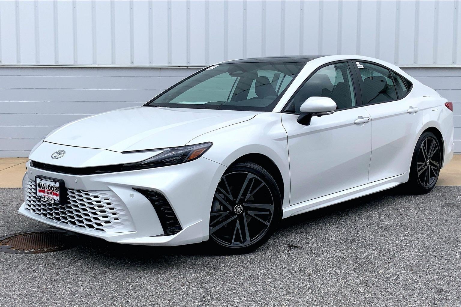 New 2026 Toyota Camry XSE FWD image 2