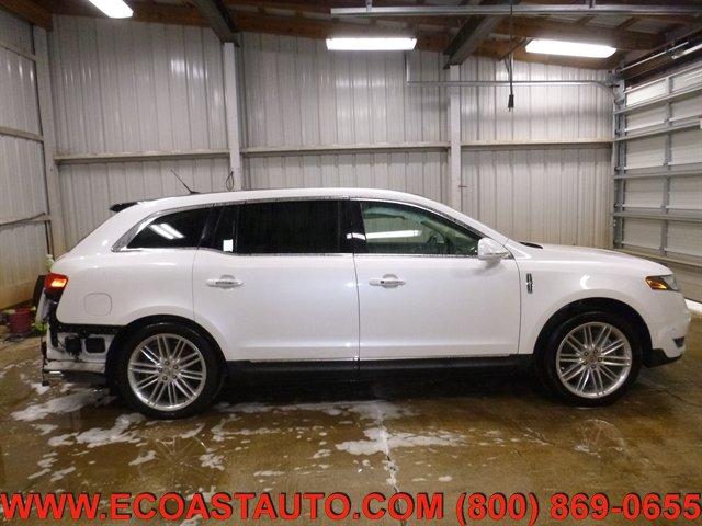 Used 2014 Lincoln MKT AWD w/ Equipment Group 201A image 6