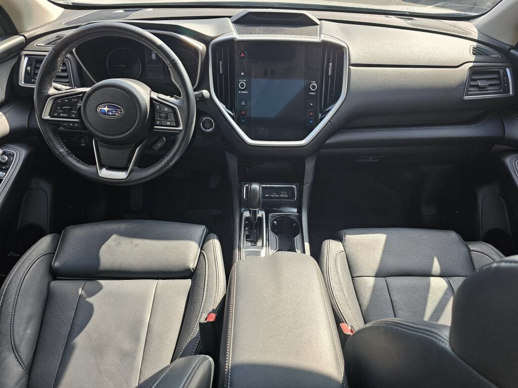 Used 2023 Subaru Ascent Limited w/ Technology Package AWD/4WD image 18