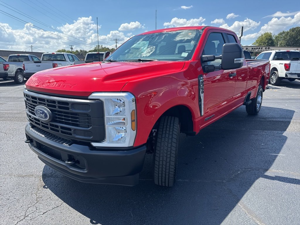 New 2026 Ford F350 2WD SuperCab Super Duty image 3