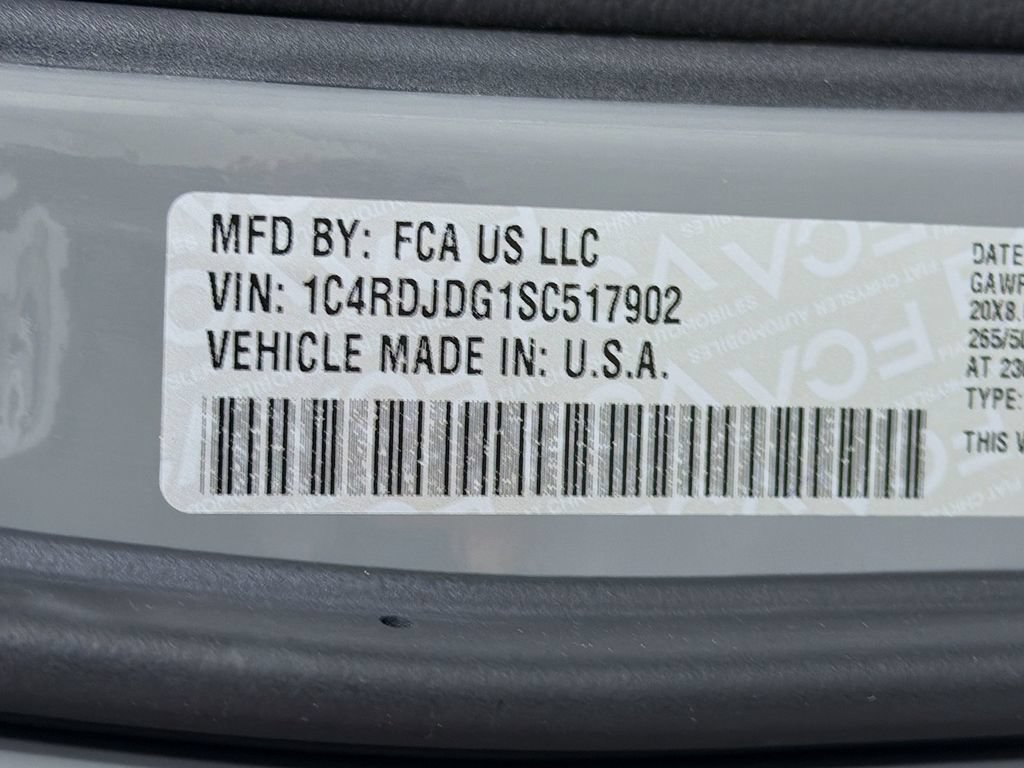 Used 2025 Dodge Durango GT AWD/4WD image 37