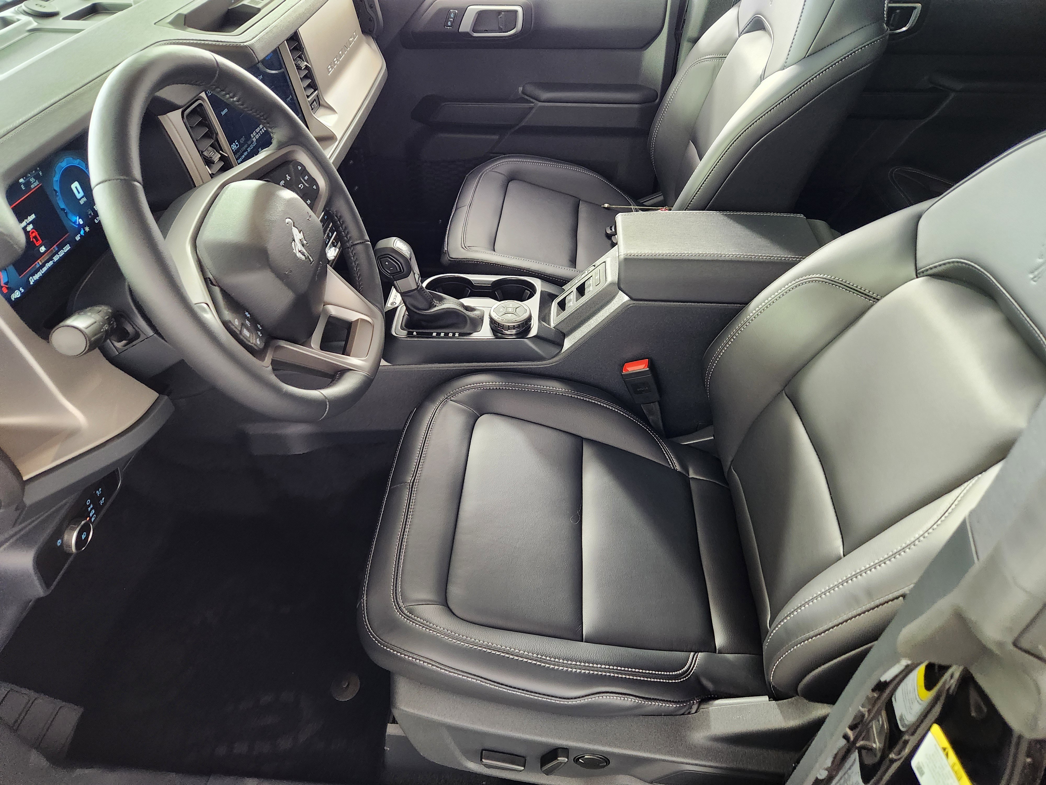 New 2026 Ford Bronco Outer Banks image 11