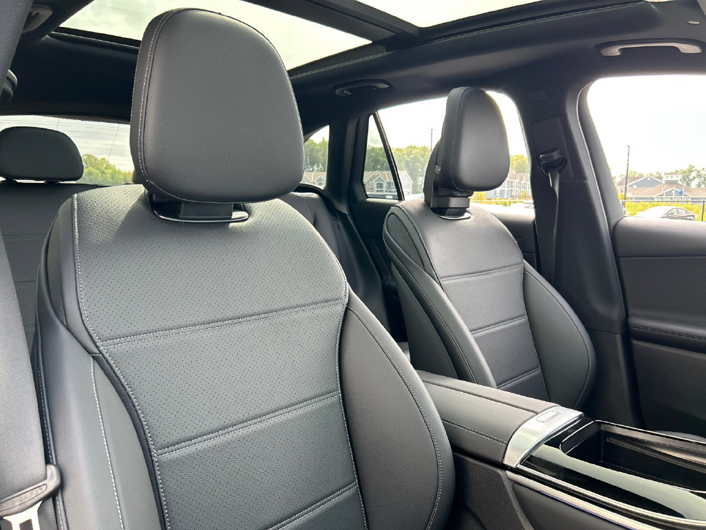 New 2026 Mercedes-Benz GLC 300 4MATIC image 26