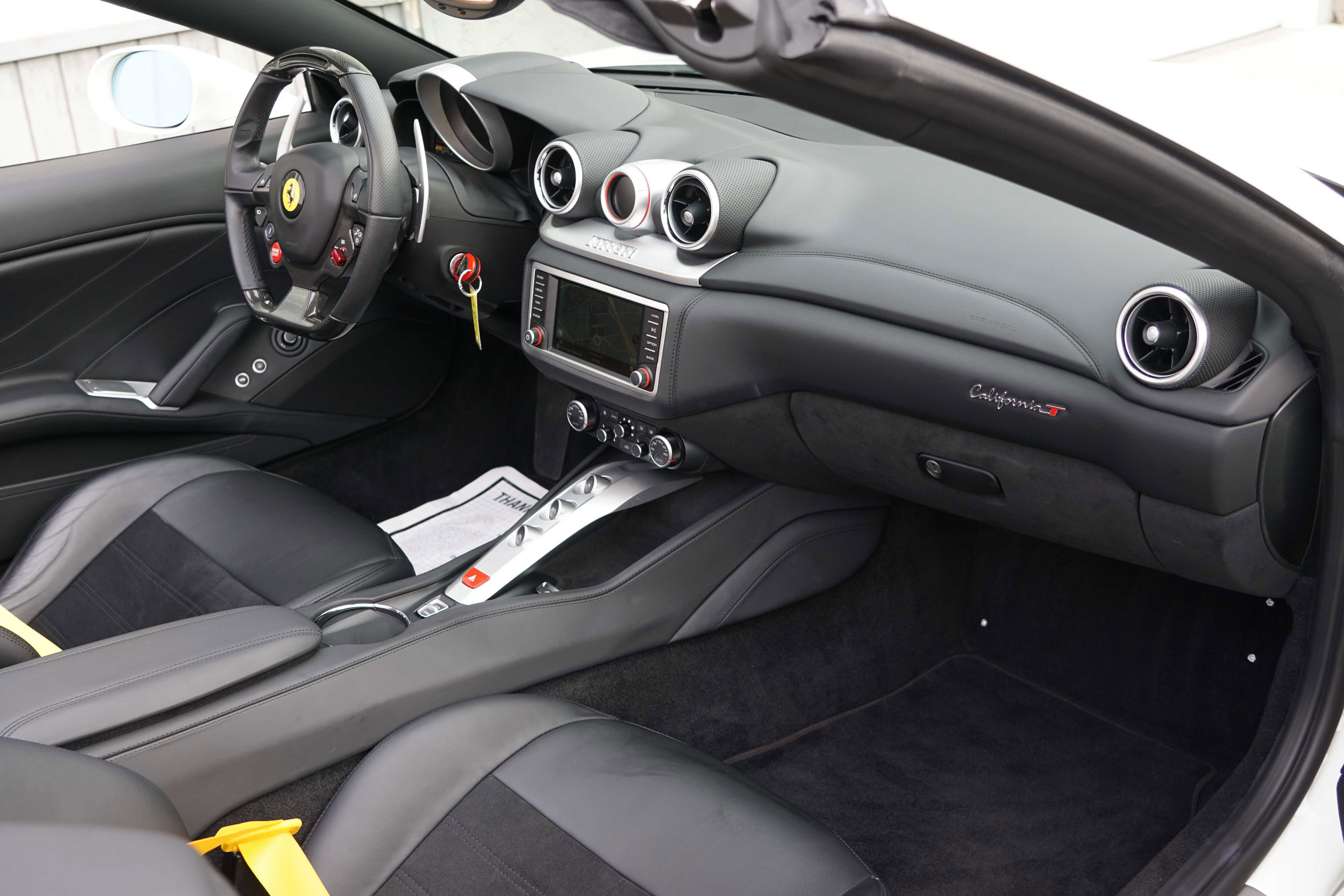 Used 2017 Ferrari California T image 54
