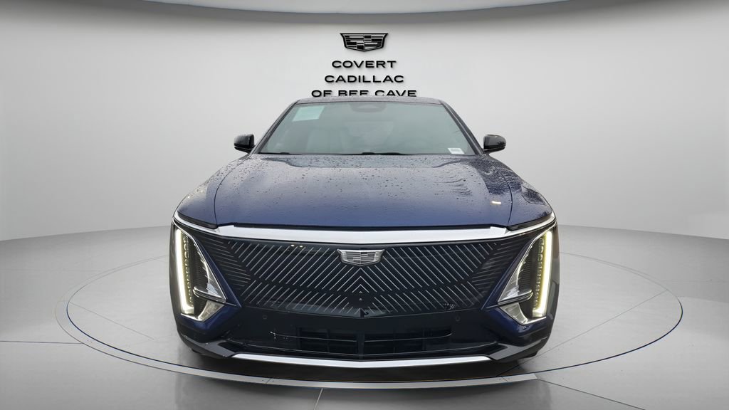 Certified 2024 Cadillac Lyriq Luxury image 2