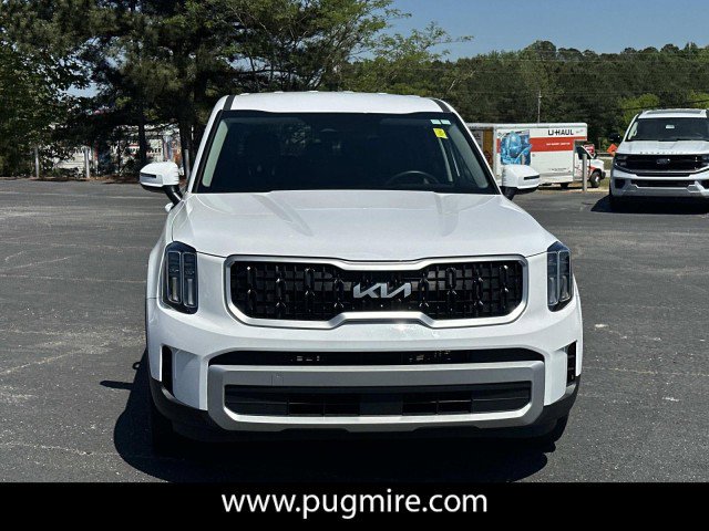 Used 2025 Kia Telluride LX FWD image 2