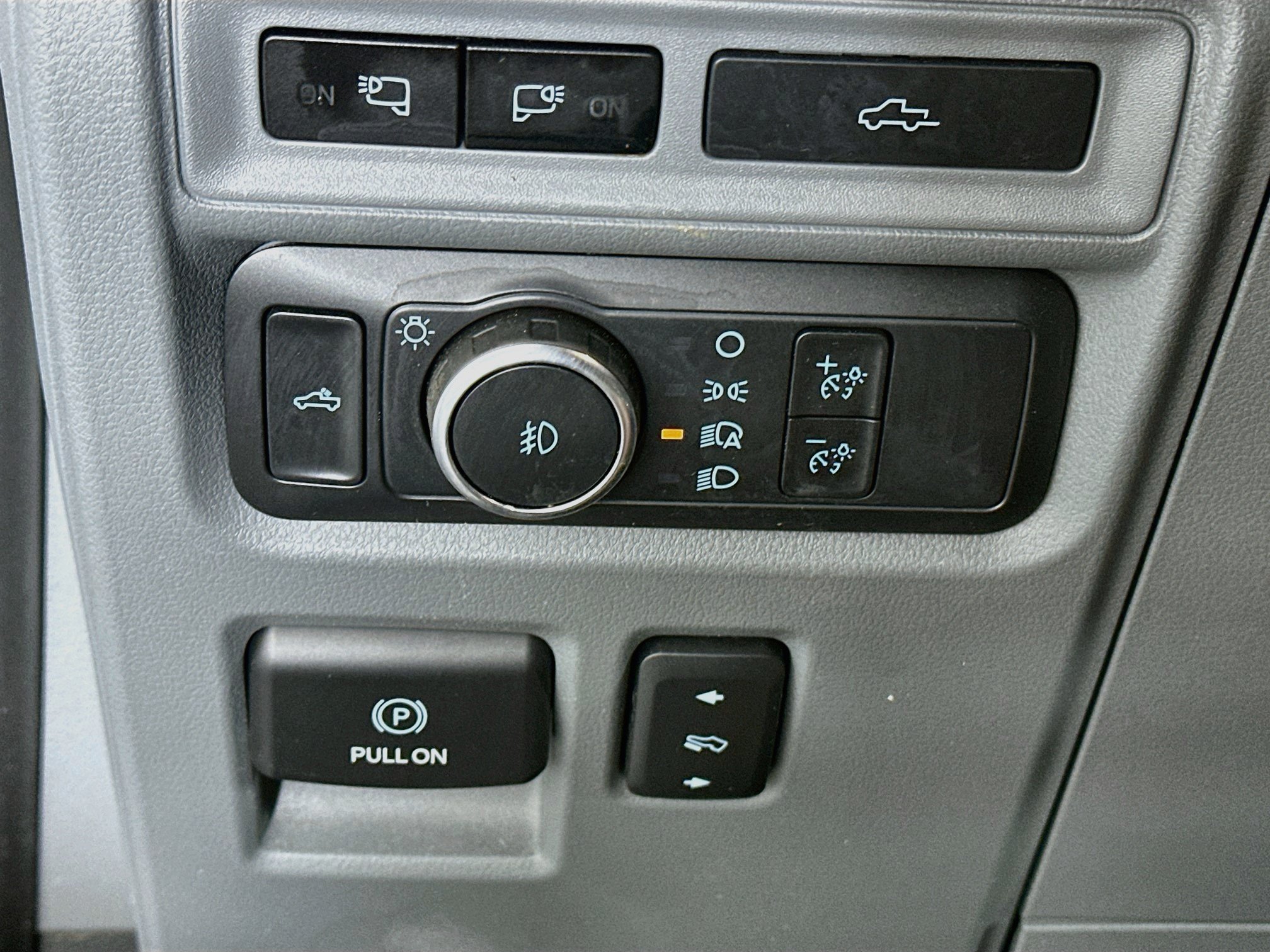 Used 2022 Ford F150 Lariat AWD/4WD image 17