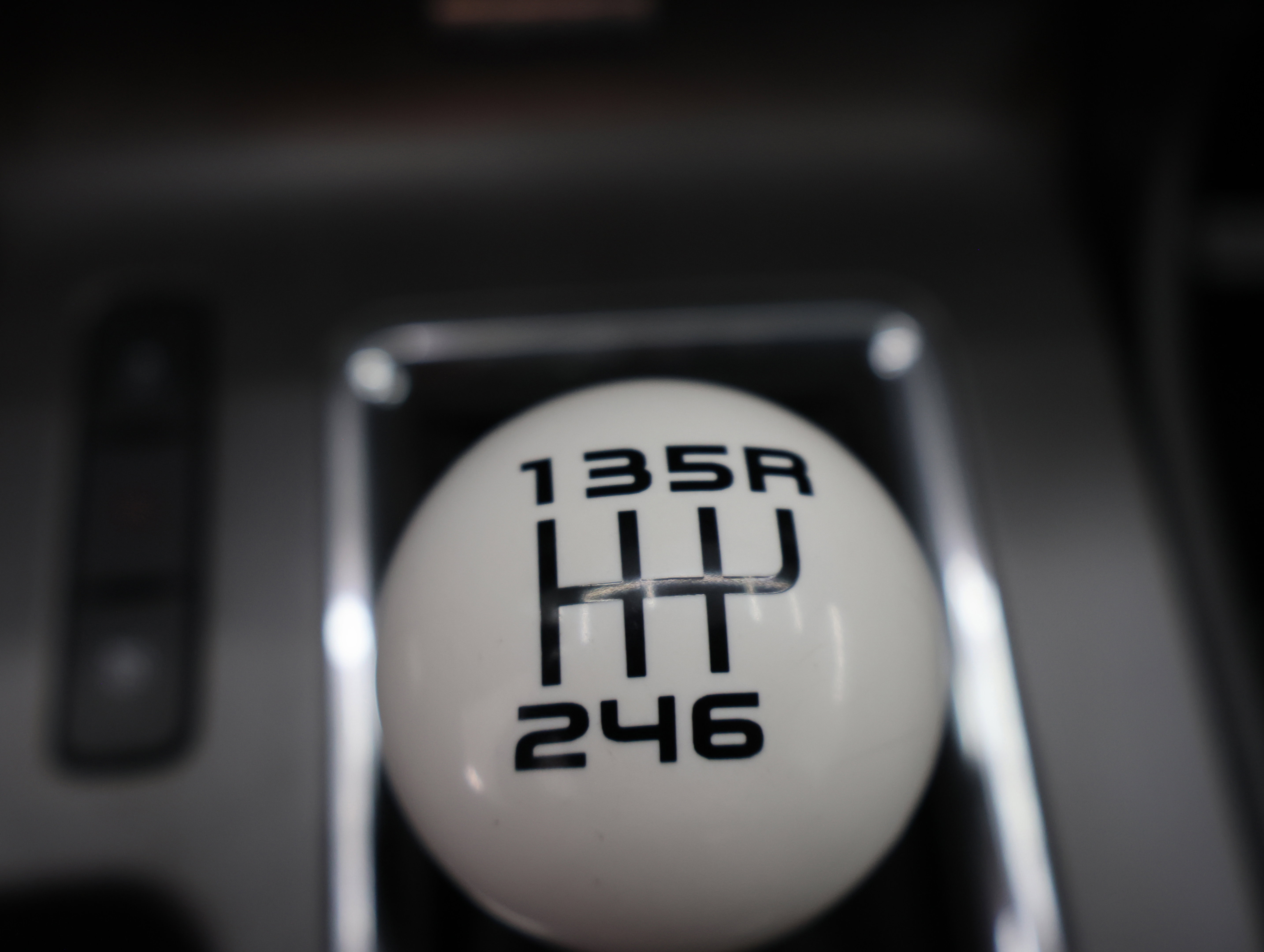 Used 2013 Ford Mustang Shelby GT500 RWD image 41