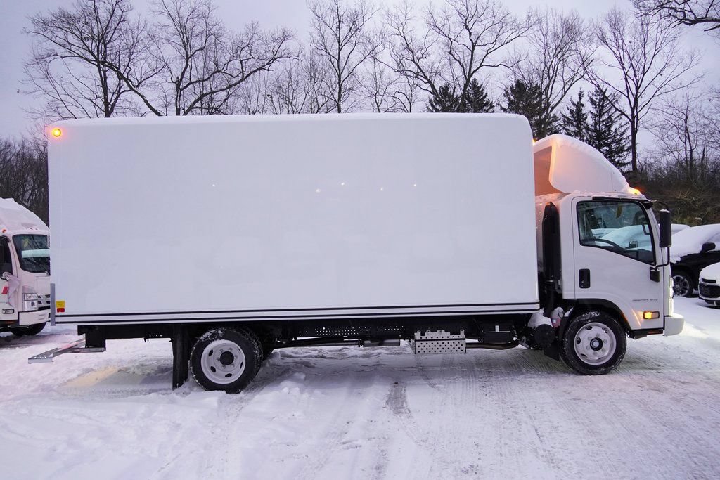 New 2025 Chevrolet Low Cab Forward 5500XG RWD image 9