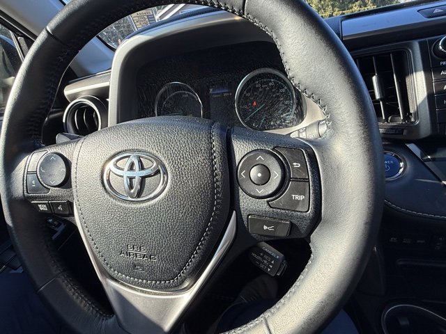 Used 2017 Toyota RAV4 Limited image 14