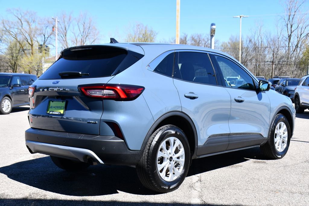 Used 2023 Ford Escape Active w/ Tech Pack #2 AWD/4WD image 6