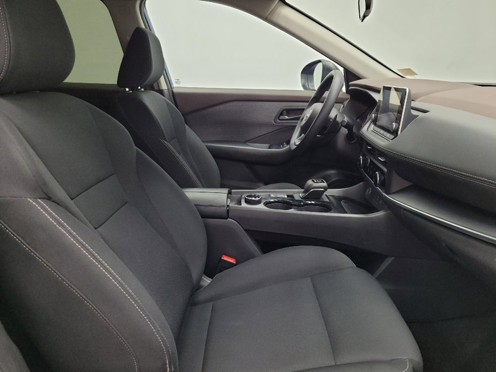 Used 2023 Nissan Rogue S AWD/4WD image 21