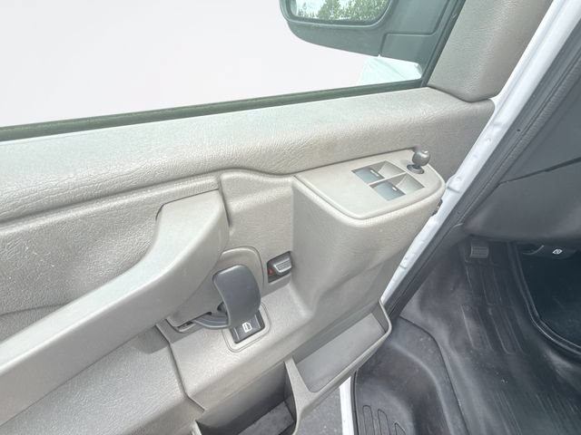 Used 2025 GMC Savana 2500 w/ Driver Convenience Package RWD image 13