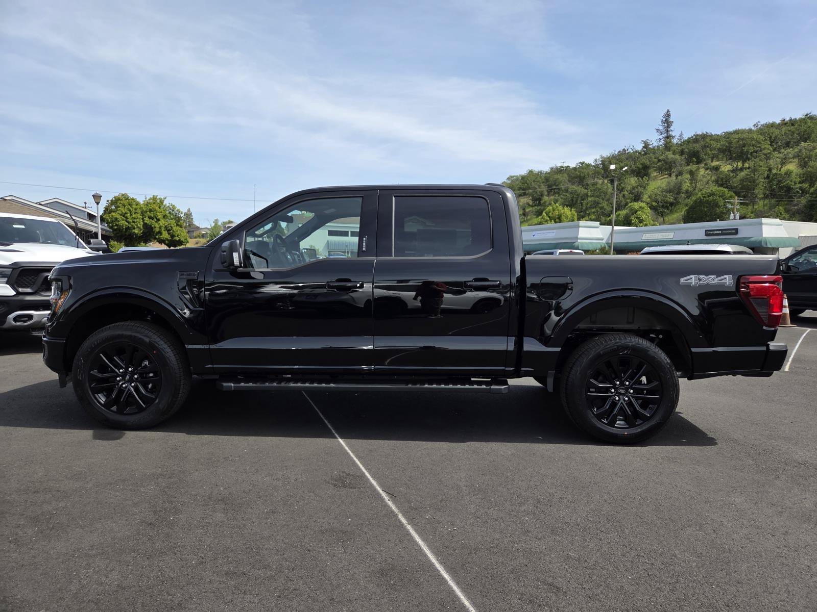 New 2026 Ford F150 XLT w/ Equipment Group 302A MID AWD/4WD image 8