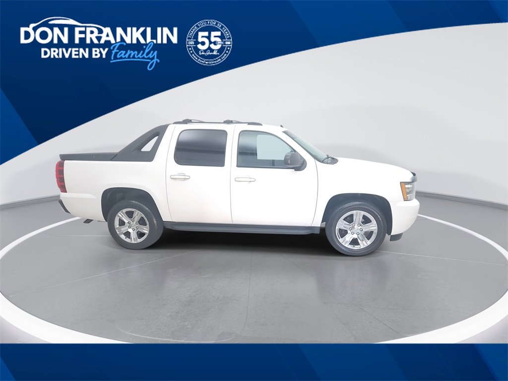 Used 2011 Chevrolet Avalanche LS