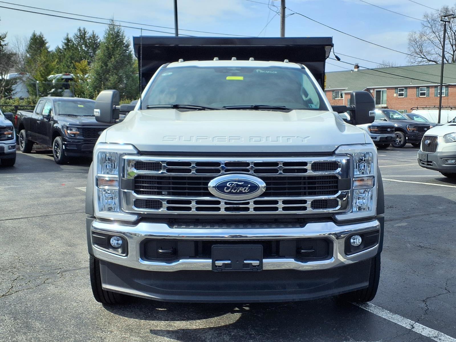 Used 2023 Ford F550 4x4 Regular Cab Super Duty image 8