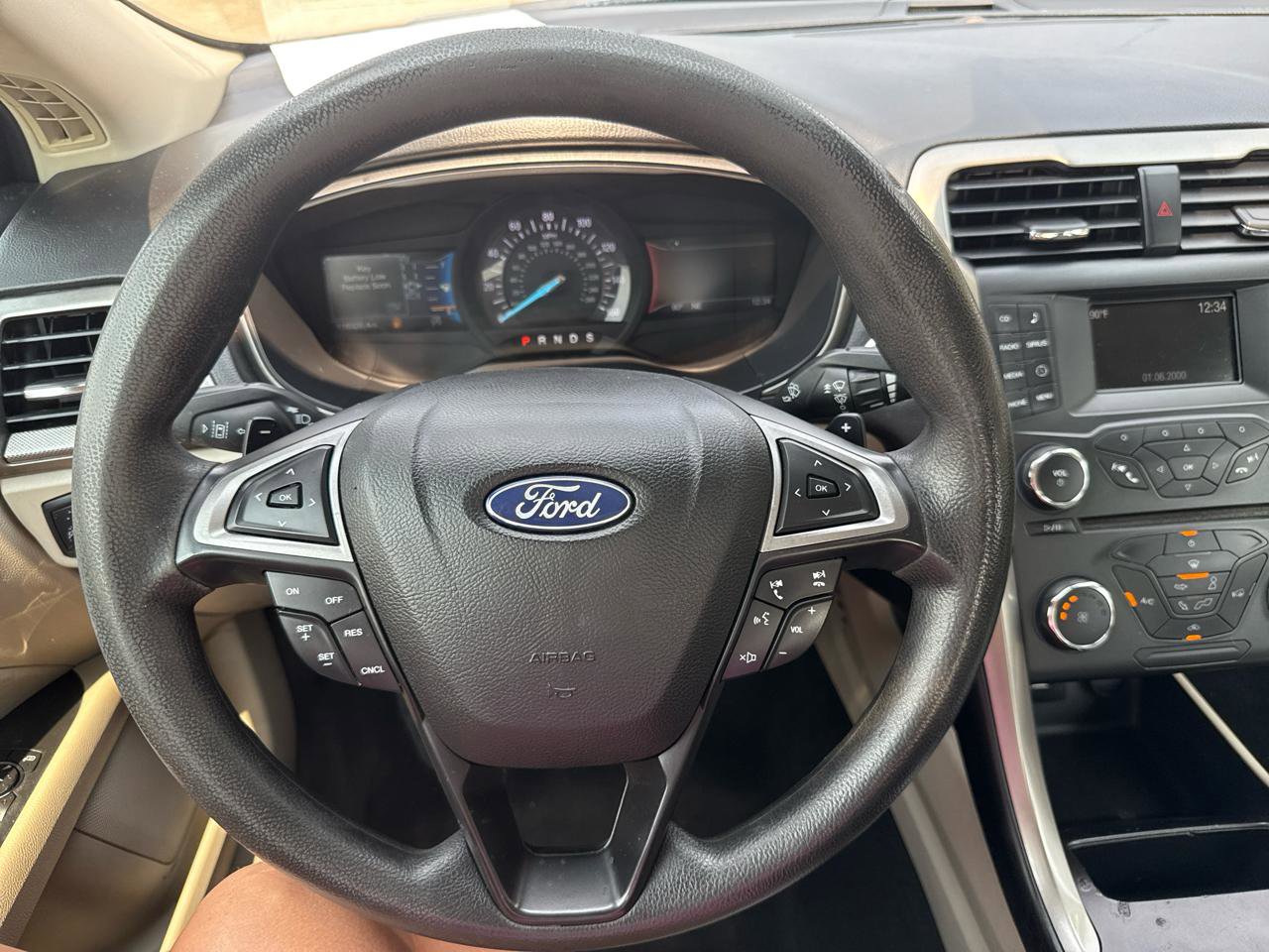 Used 2018 Ford Fusion SE image 15