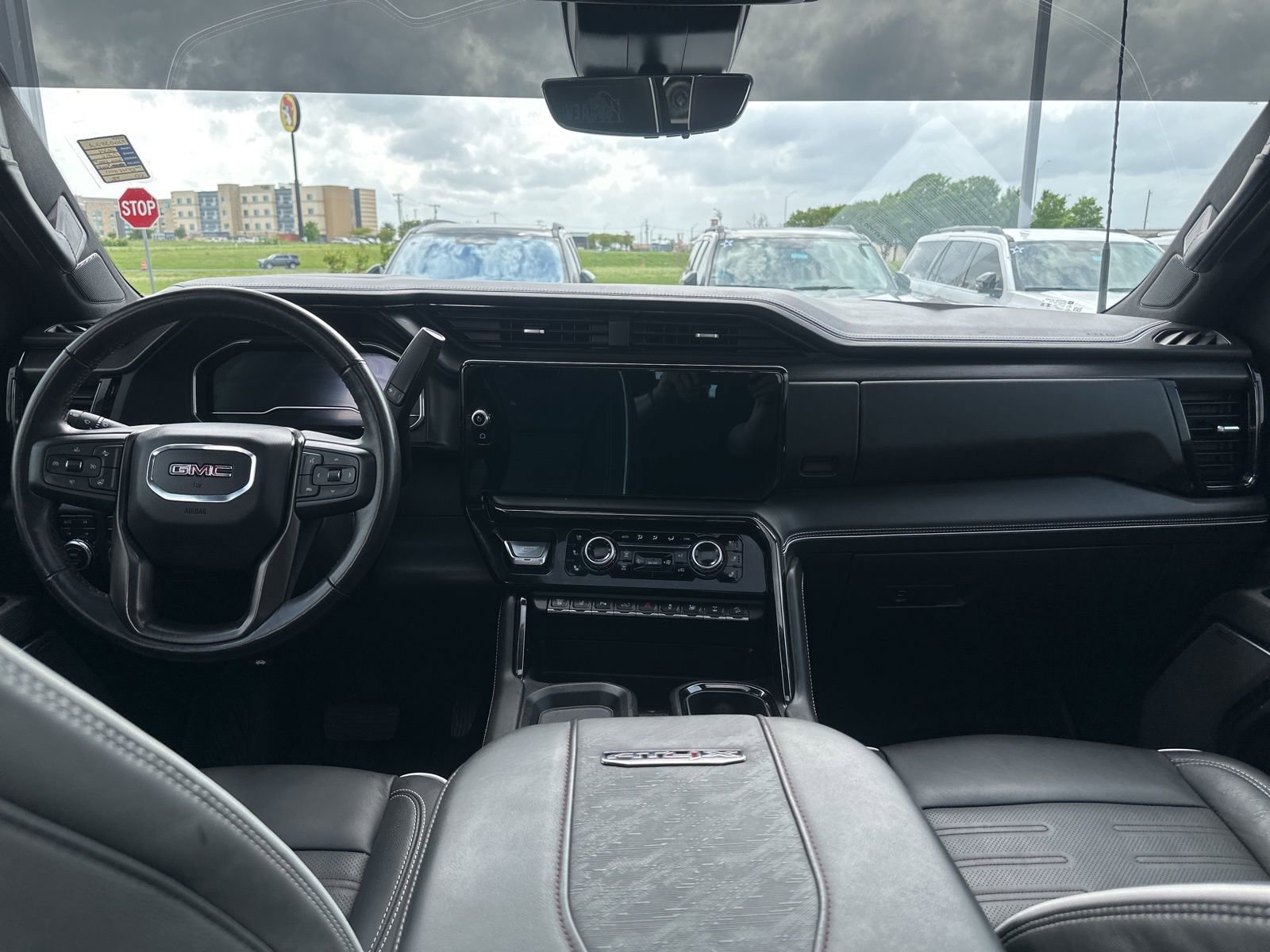 Used 2024 GMC Sierra 2500 AT4X w/ AT4X AEV Edition image 15