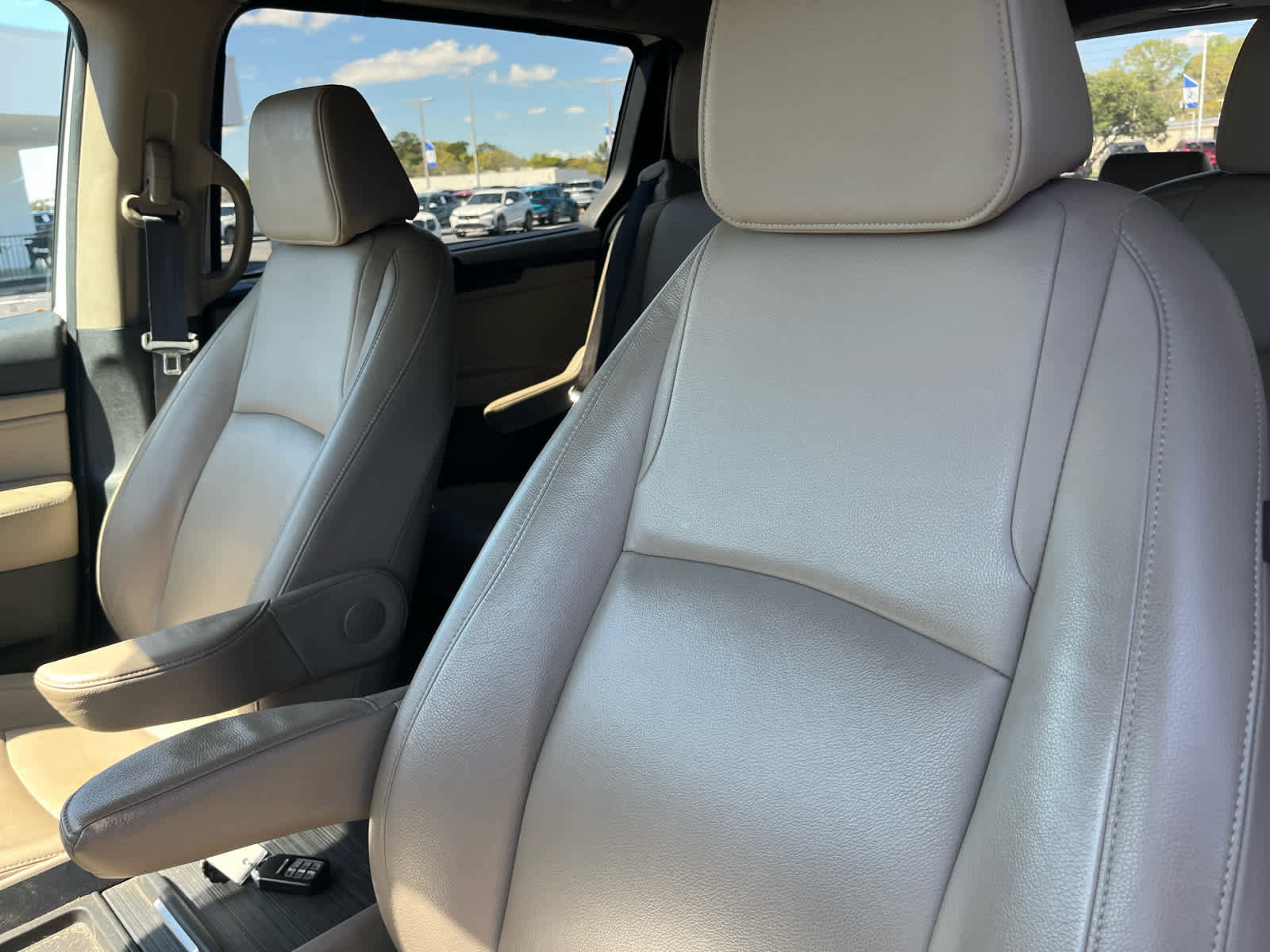 Used 2019 Honda Odyssey Touring image 9