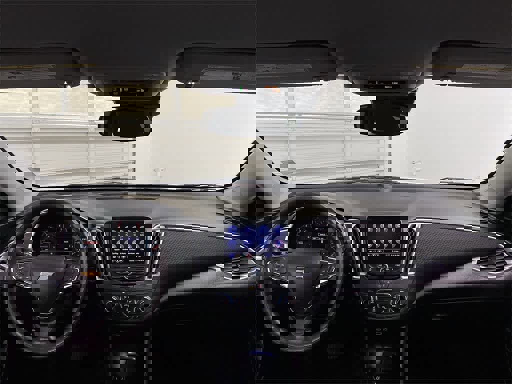 Used 2023 Chevrolet Malibu LT image 14