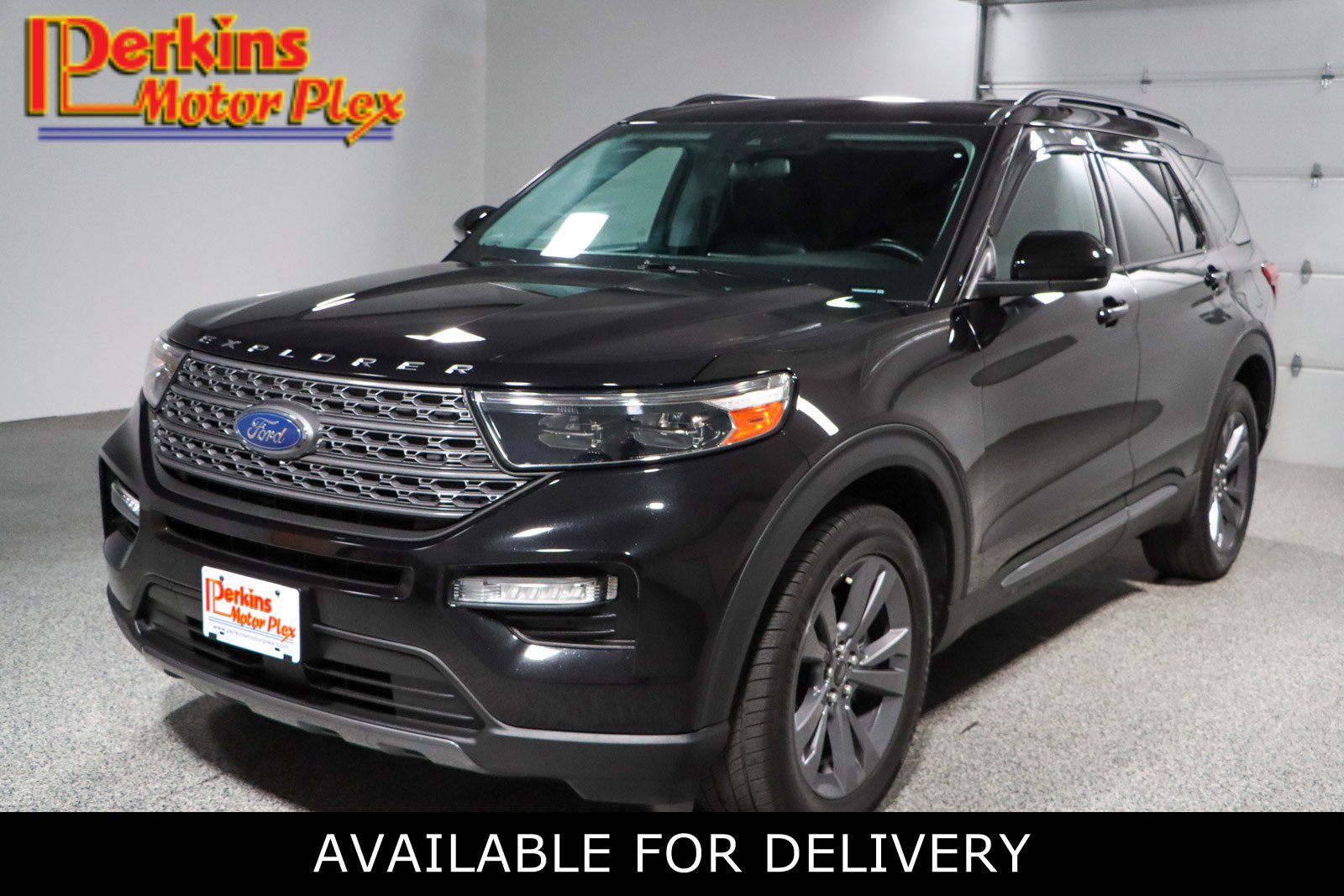 Used 2022 Ford Explorer XLT w/ XLT Sport Appearance Package