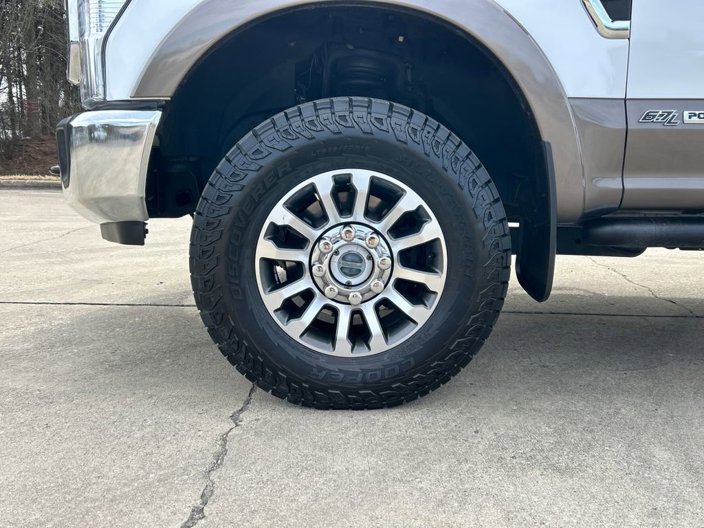 Used 2022 Ford F250 Lariat w/ Lariat Value Package image 28