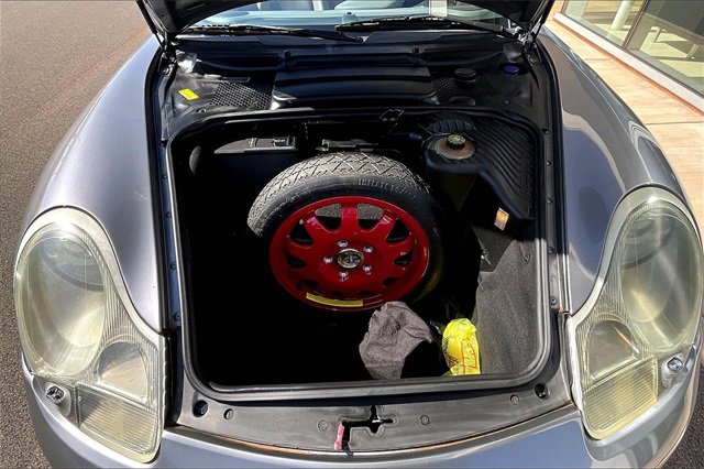 Used 2002 Porsche Boxster S image 9