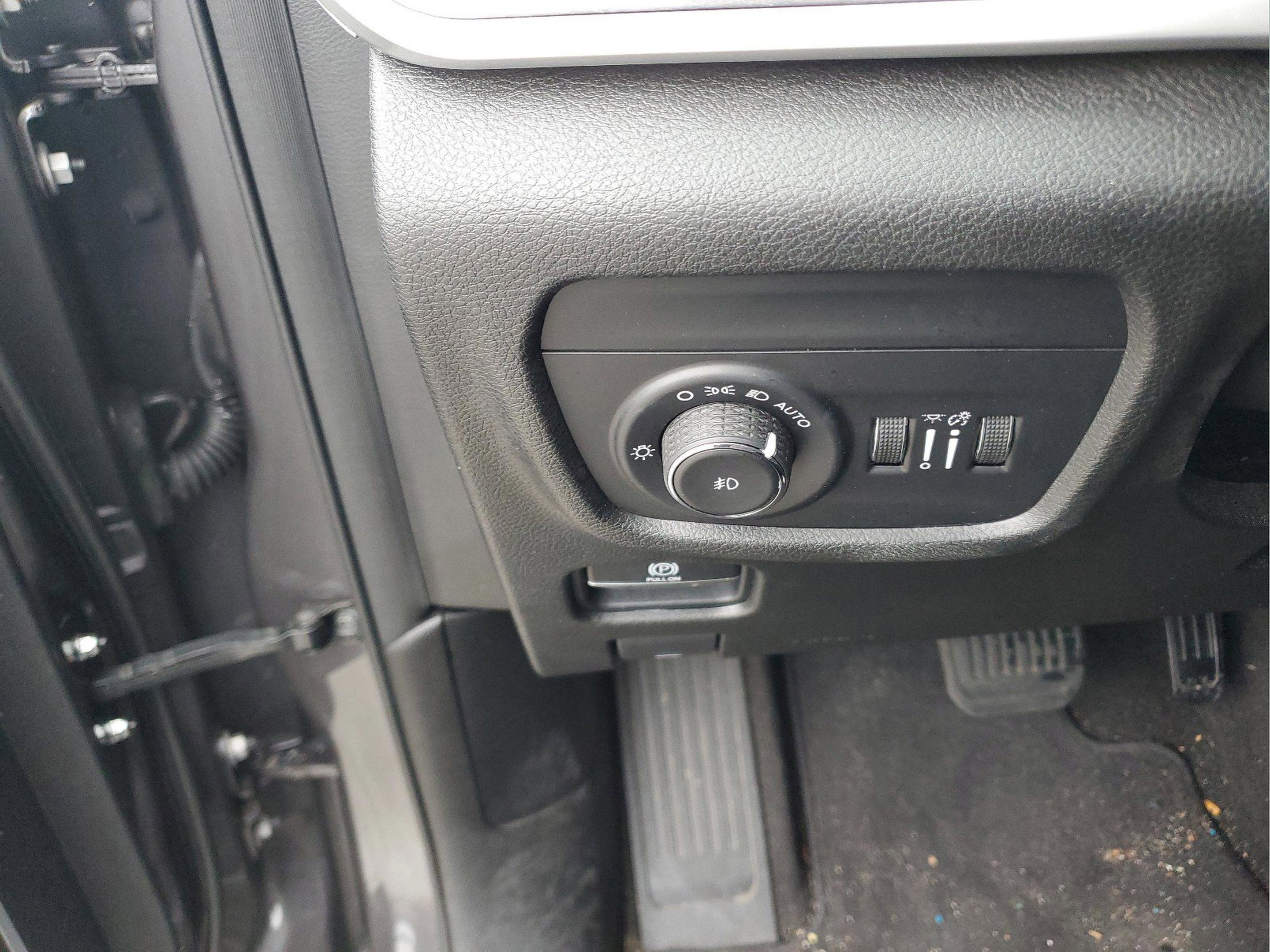 Used 2021 Jeep Grand Cherokee L Limited w/ Trailer Tow Group (B) image 31