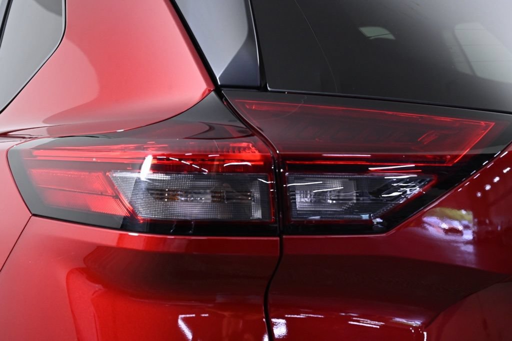 Certified 2026 Nissan Rogue S AWD/4WD image 9