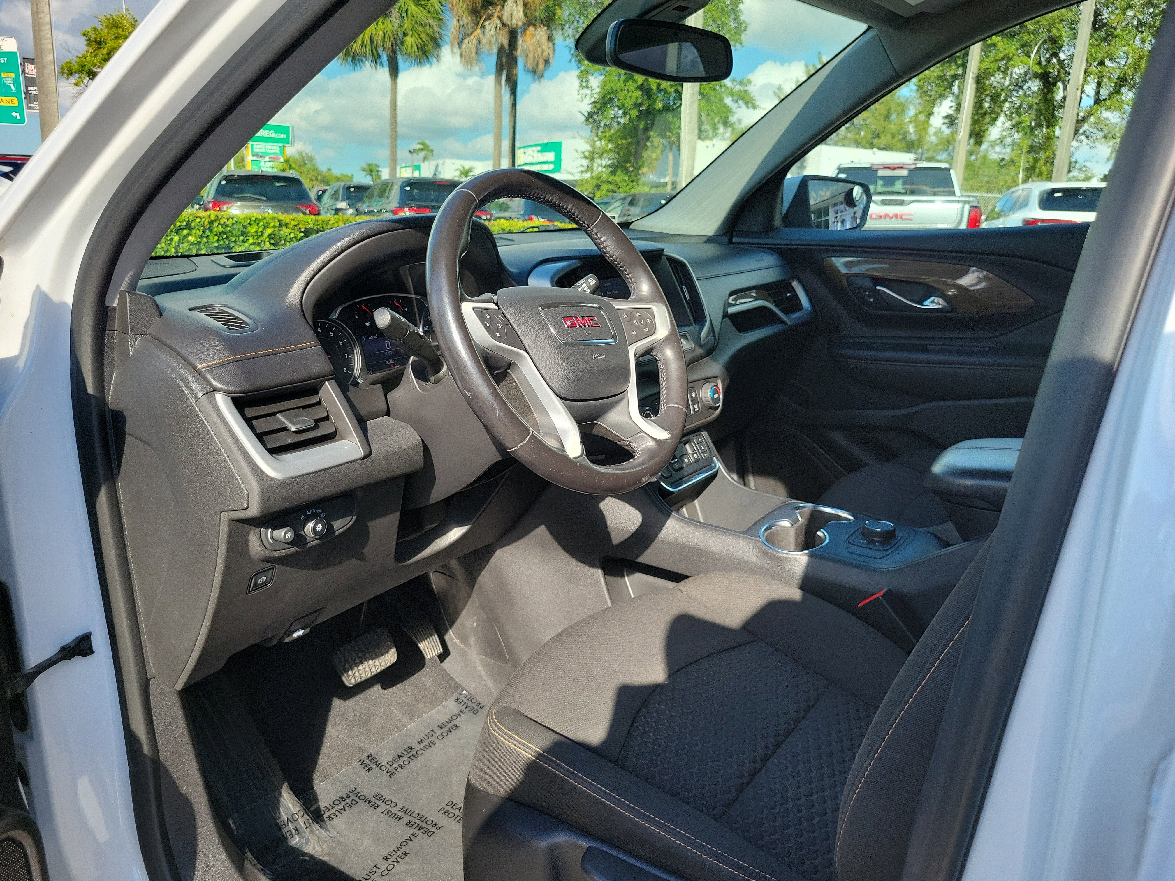 Used 2020 GMC Terrain SLE image 8