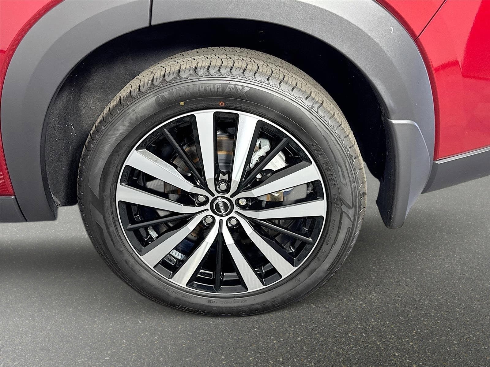 Certified 2023 Nissan Pathfinder Platinum AWD/4WD image 32