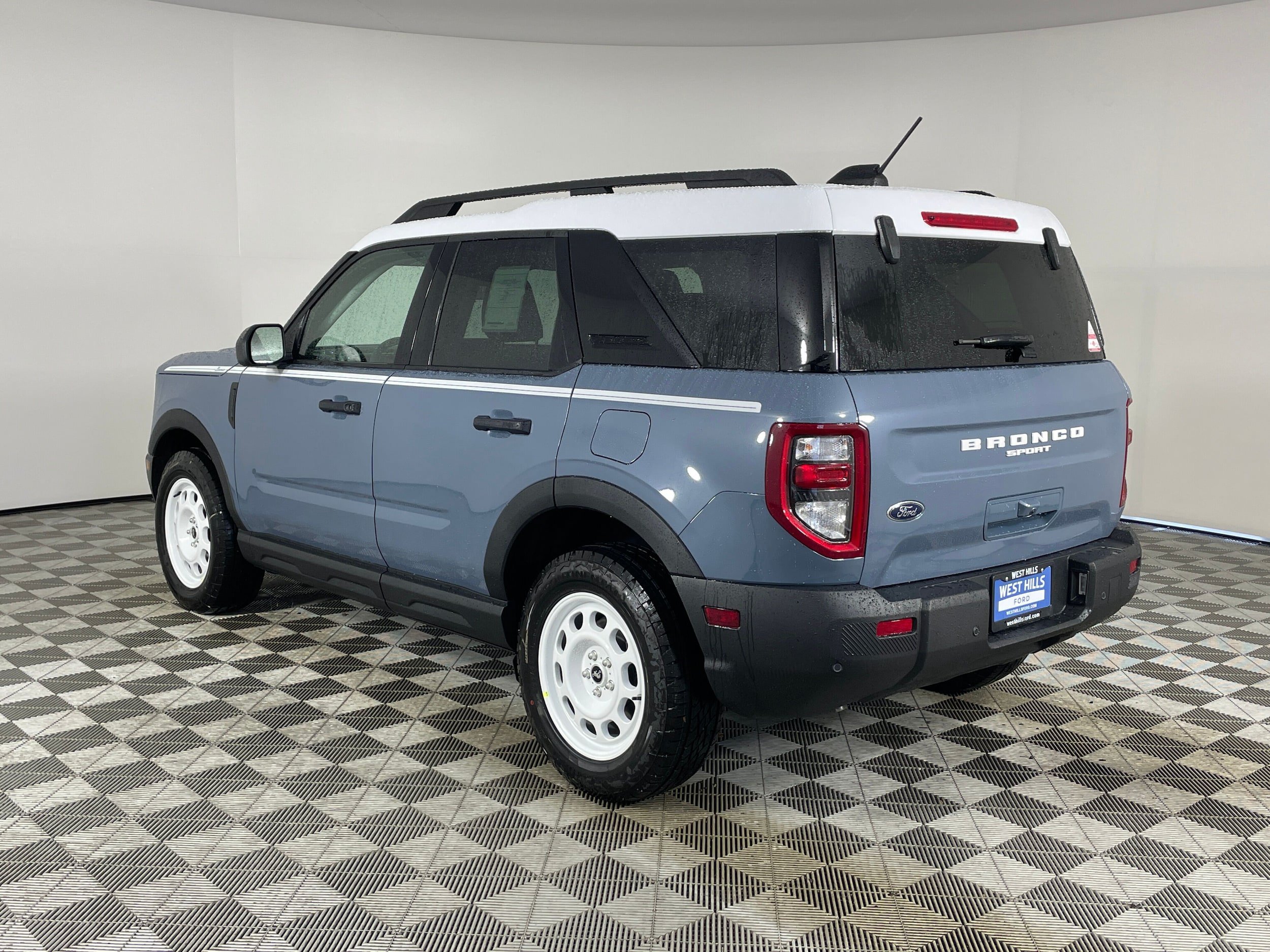 New 2025 Ford Bronco Sport Heritage w/ Convenience Package AWD/4WD image 21