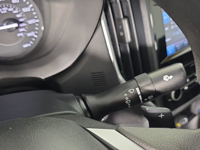 Used 2023 Subaru Impreza Premium image 32