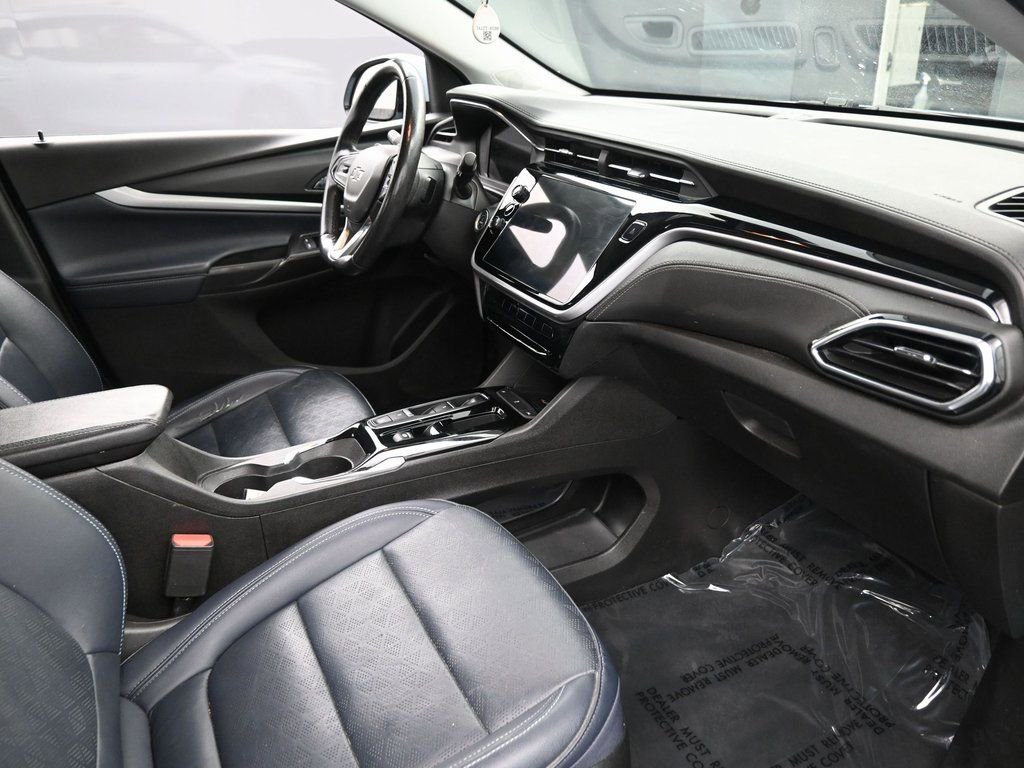 Used 2022 Chevrolet Bolt EUV LT w/ Convenience Package FWD image 34