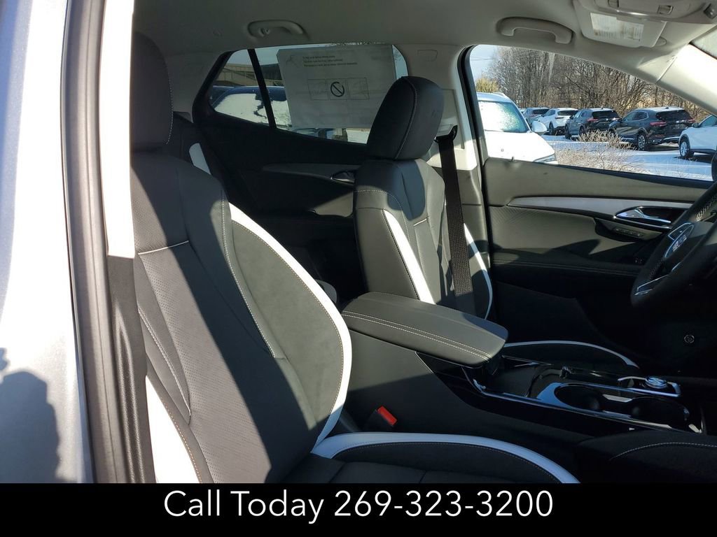 New 2025 Buick Envision Sport Touring image 28