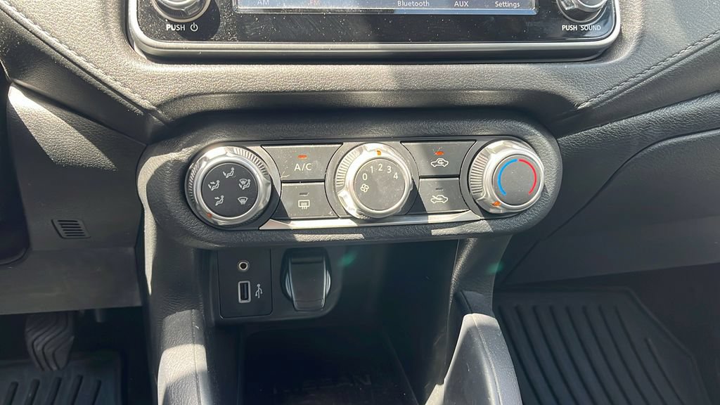 Used 2020 Nissan Versa S FWD image 19