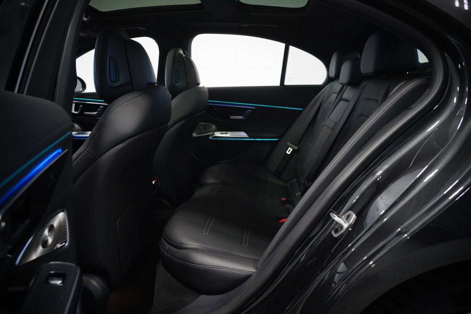 New 2026 Mercedes-Benz E 53 AMG e 4MATIC Sedan image 16