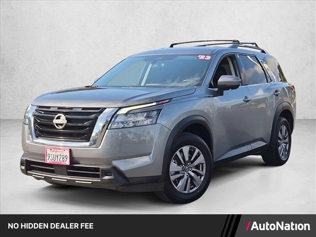 Used 2023 Nissan Pathfinder SV FWD image 1