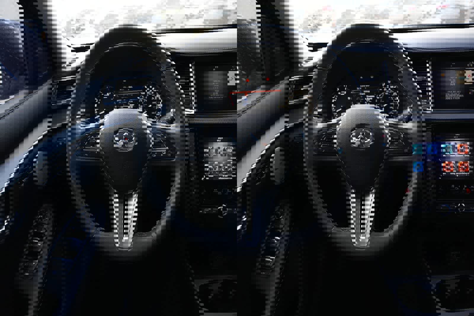 Used 2023 INFINITI QX50 Luxe image 9