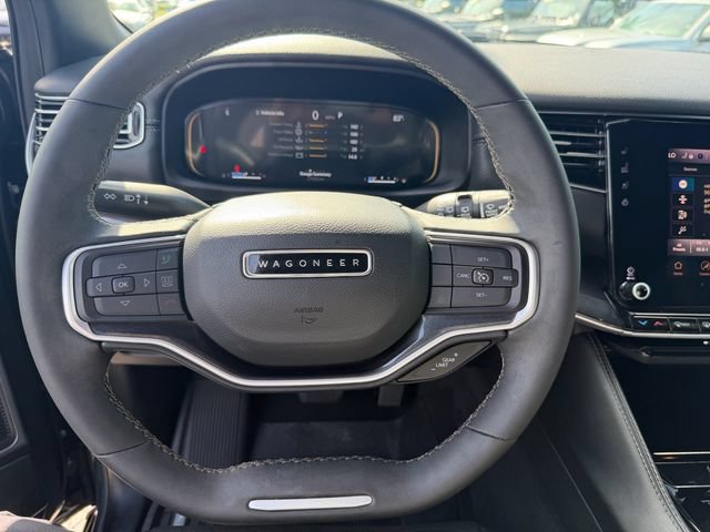 Used 2023 Jeep Wagoneer 4WD image 21