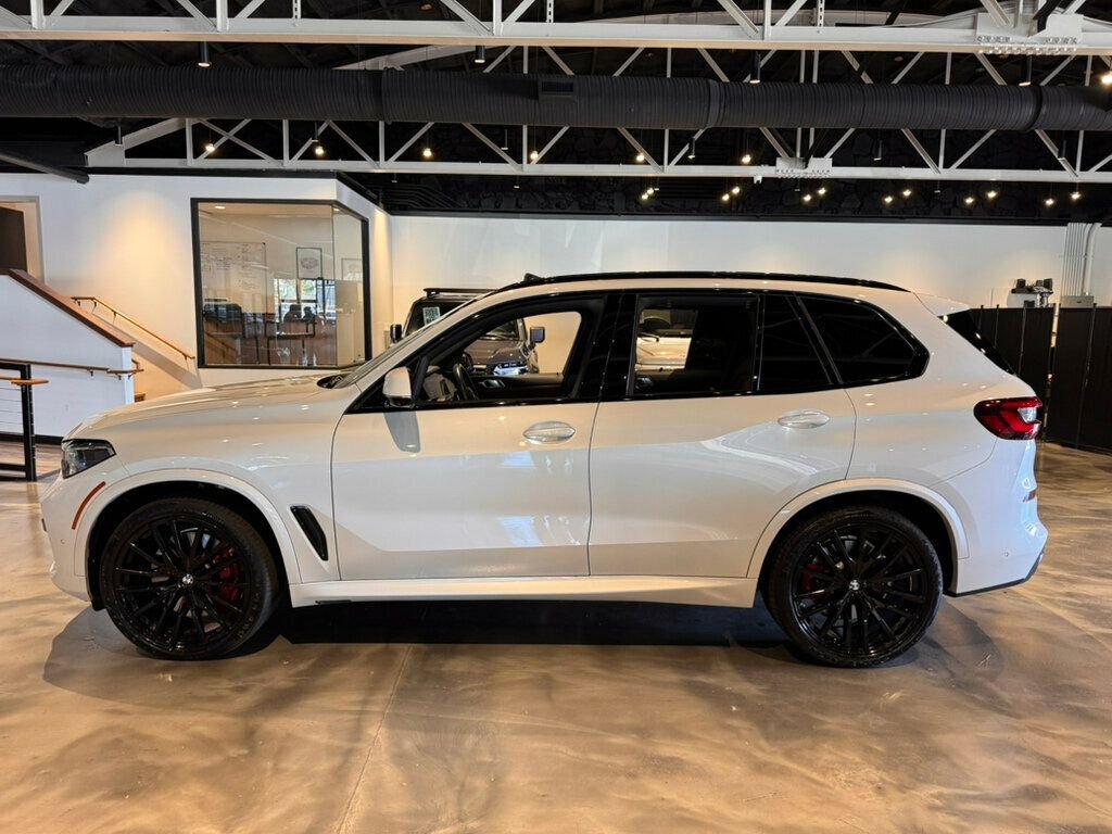 Used 2023 BMW X5 M50i w/ Executive Package image 2