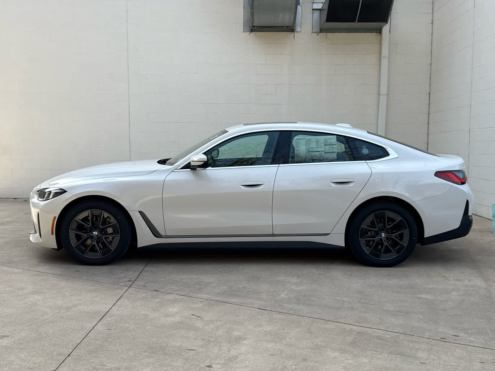 New 2026 BMW i4 xDrive40i w/ Driving Assistance Package AWD/4WD image 5