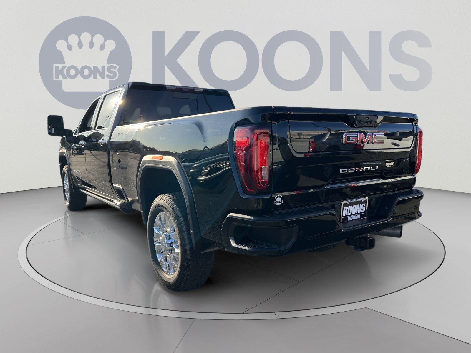 Used 2022 GMC Sierra 3500 Denali w/ Denali Ultimate Package AWD/4WD image 4
